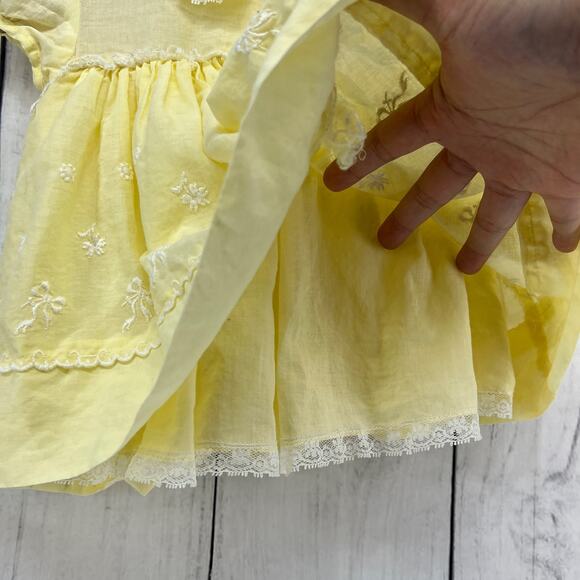 AMERICAN VINTAGE 3-6 Months Young Life Yellow Baby Doll Dress Floral Embroidered - Picture 6 of 9
